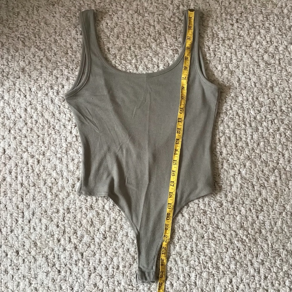 💥3/$10 Sage Green Ribbed Bodysuit - Picture 4 of 6